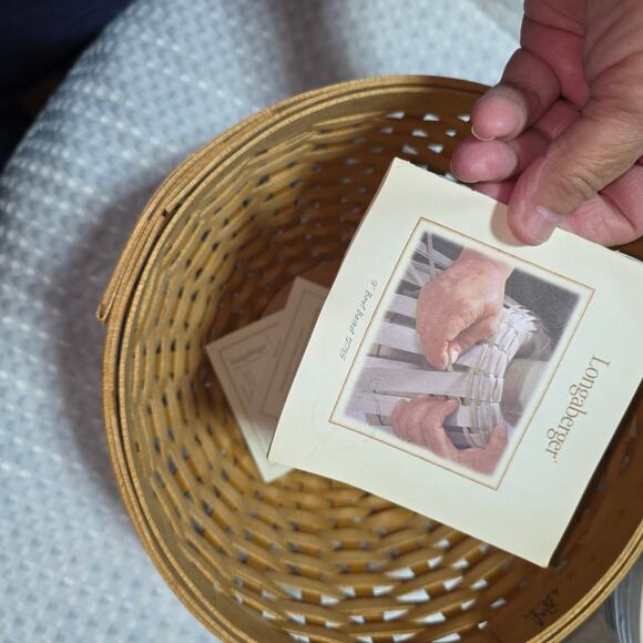 LONGABERGER 9" BOWL BASKET W HARD BOWL & & LID - Picture 4 of 7